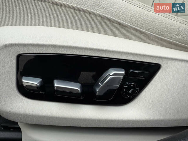 Чорний БМВ 5 Серія, об'ємом двигуна 2.99 л та пробігом 196 тис. км за 47000 $, фото 13 на Automoto.ua