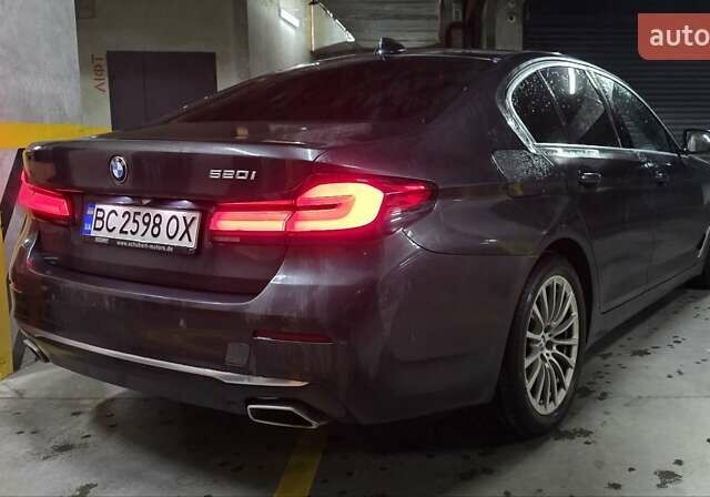 Чорний БМВ 5 Серія, об'ємом двигуна 2 л та пробігом 45 тис. км за 39950 $, фото 12 на Automoto.ua