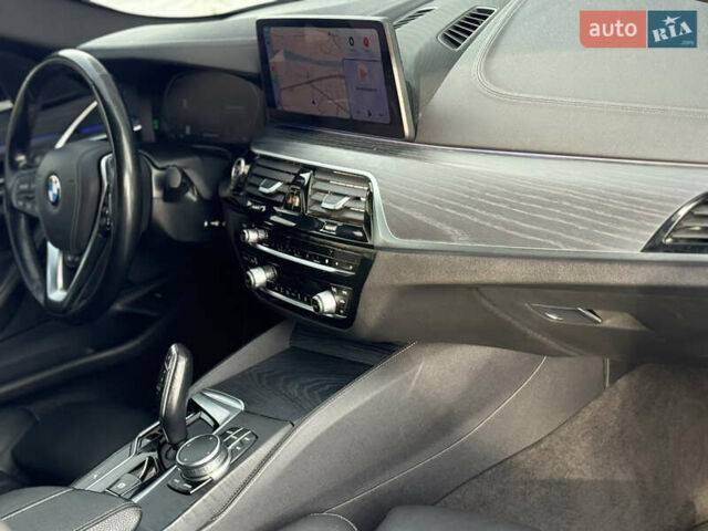 Чорний БМВ 5 Серія, об'ємом двигуна 2 л та пробігом 112 тис. км за 34999 $, фото 33 на Automoto.ua