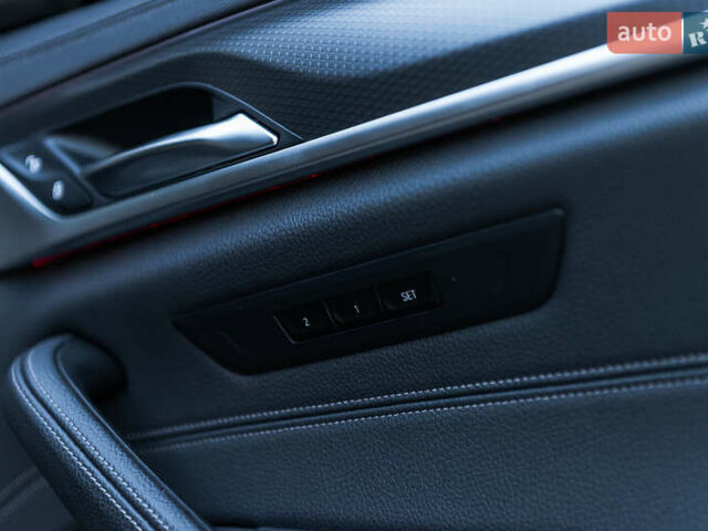 Чорний БМВ 5 Серія, об'ємом двигуна 2 л та пробігом 79 тис. км за 56500 $, фото 35 на Automoto.ua