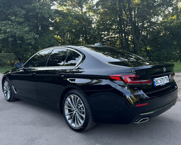 Черный БМВ 5 Серия, объемом двигателя 2 л и пробегом 32 тыс. км за 53900 $, фото 16 на Automoto.ua