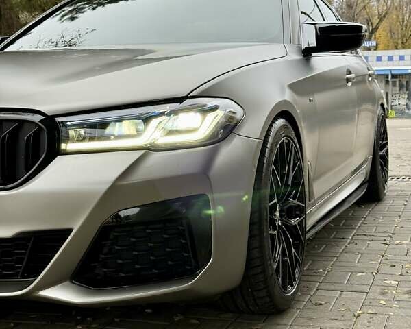 Черный БМВ 5 Серия, объемом двигателя 4.39 л и пробегом 80 тыс. км за 54999 $, фото 5 на Automoto.ua