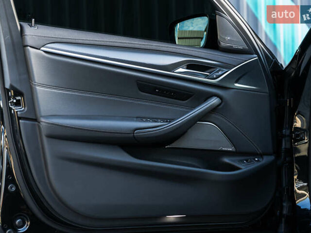 Чорний БМВ 5 Серія, об'ємом двигуна 2 л та пробігом 79 тис. км за 56500 $, фото 25 на Automoto.ua