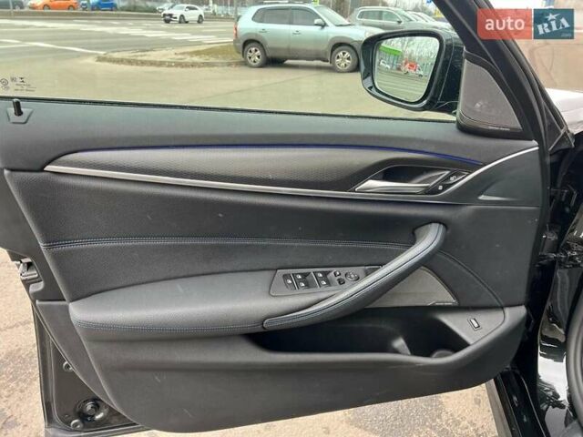 Черный БМВ 5 Серия, объемом двигателя 2.99 л и пробегом 74 тыс. км за 57900 $, фото 31 на Automoto.ua