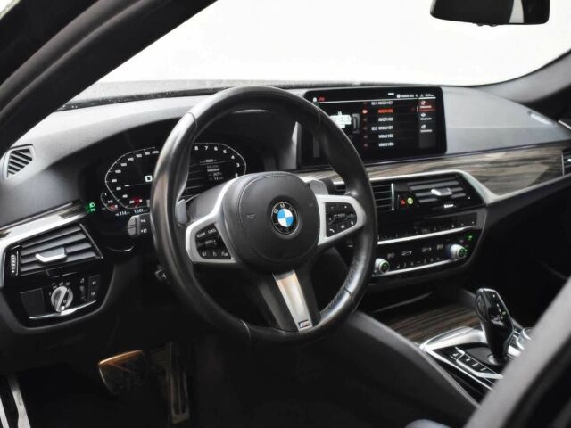 Черный БМВ 5 Серия, объемом двигателя 2 л и пробегом 30 тыс. км за 20100 $, фото 9 на Automoto.ua