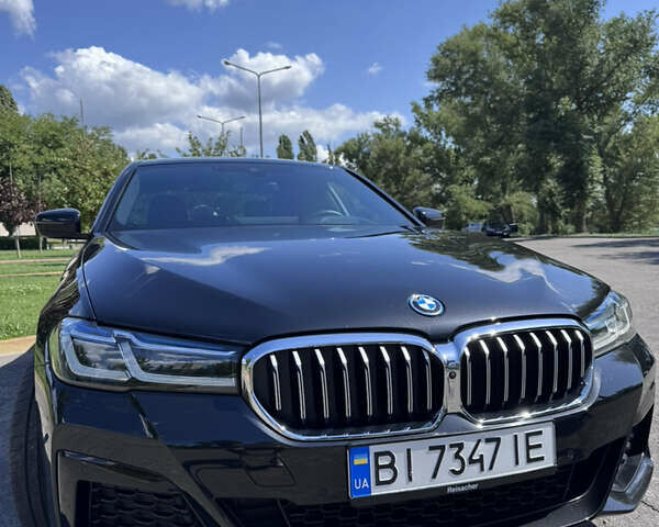 Чорний БМВ 5 Серія, об'ємом двигуна 2 л та пробігом 43 тис. км за 63500 $, фото 2 на Automoto.ua