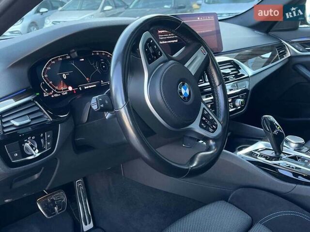 Черный БМВ 5 Серия, объемом двигателя 3 л и пробегом 98 тыс. км за 51990 $, фото 36 на Automoto.ua