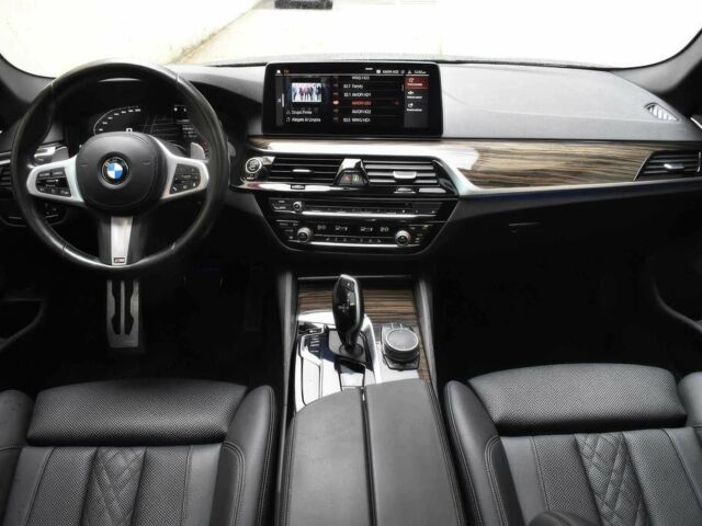 Черный БМВ 5 Серия, объемом двигателя 2 л и пробегом 30 тыс. км за 20100 $, фото 8 на Automoto.ua
