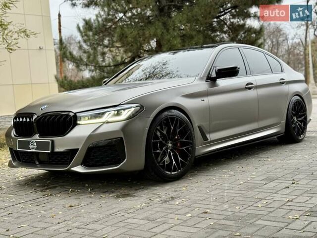 Черный БМВ 5 Серия, объемом двигателя 4.39 л и пробегом 80 тыс. км за 54999 $, фото 1 на Automoto.ua