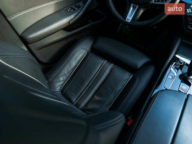 Чорний БМВ 5 Серія, об'ємом двигуна 2 л та пробігом 79 тис. км за 56500 $, фото 38 на Automoto.ua