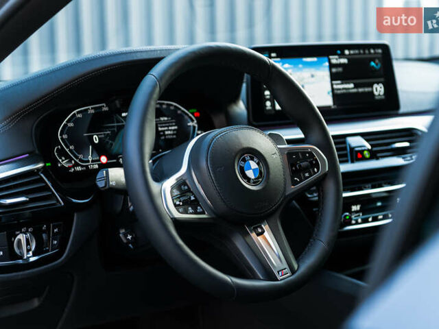 Чорний БМВ 5 Серія, об'ємом двигуна 2 л та пробігом 79 тис. км за 56500 $, фото 19 на Automoto.ua