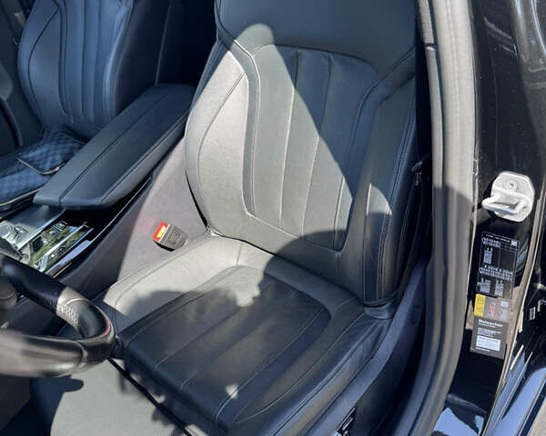 Чорний БМВ 5 Серія, об'ємом двигуна 2 л та пробігом 43 тис. км за 63500 $, фото 16 на Automoto.ua