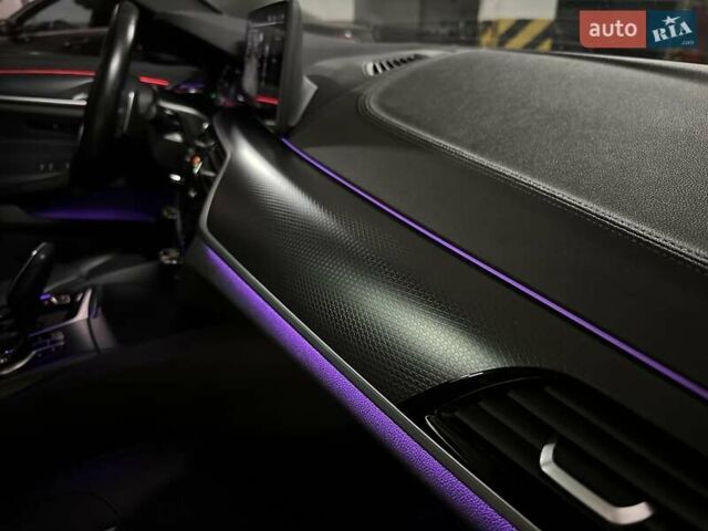 Черный БМВ 5 Серия, объемом двигателя 4.39 л и пробегом 55 тыс. км за 61500 $, фото 67 на Automoto.ua