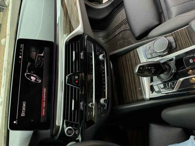 Чорний БМВ 5 Серія, об'ємом двигуна 2 л та пробігом 27 тис. км за 42500 $, фото 1 на Automoto.ua