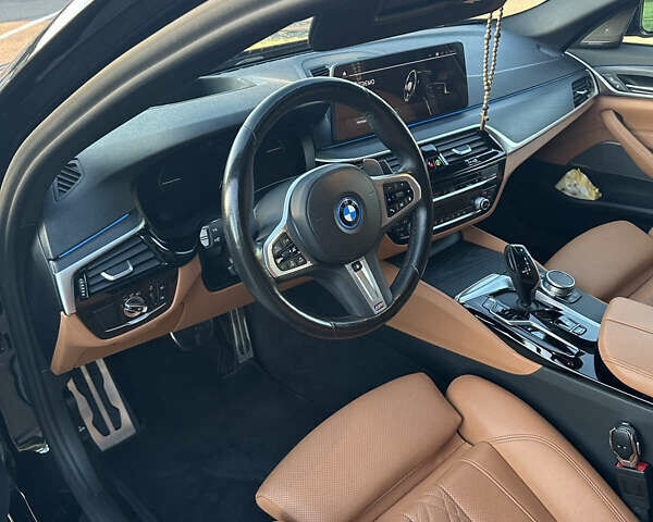 Черный БМВ 5 Серия, объемом двигателя 2 л и пробегом 104 тыс. км за 51000 $, фото 9 на Automoto.ua