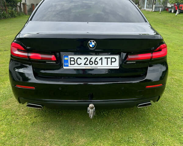 Черный БМВ 5 Серия, объемом двигателя 2 л и пробегом 92 тыс. км за 37500 $, фото 5 на Automoto.ua