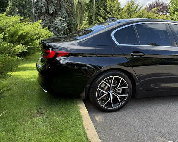 Черный БМВ 5 Серия, объемом двигателя 2 л и пробегом 95 тыс. км за 43500 $, фото 5 на Automoto.ua