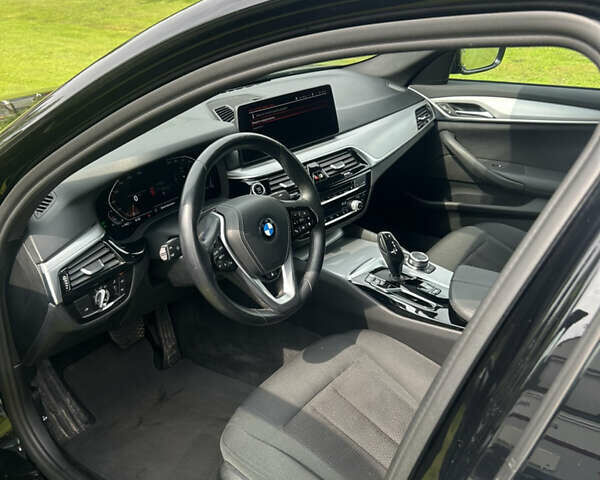 Черный БМВ 5 Серия, объемом двигателя 2 л и пробегом 92 тыс. км за 37500 $, фото 2 на Automoto.ua