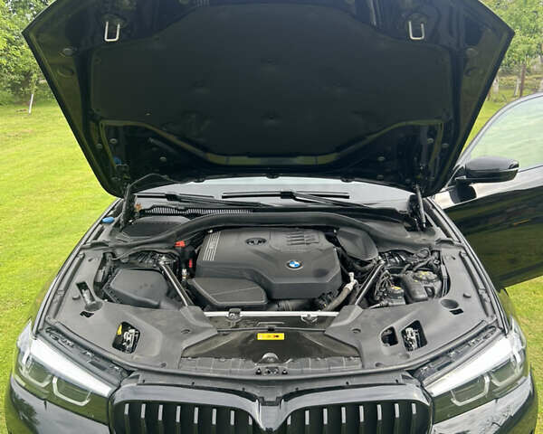 Черный БМВ 5 Серия, объемом двигателя 2 л и пробегом 92 тыс. км за 37500 $, фото 26 на Automoto.ua