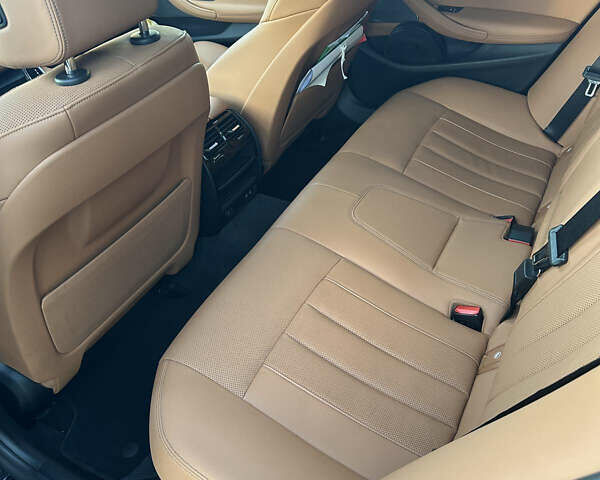 Черный БМВ 5 Серия, объемом двигателя 2 л и пробегом 104 тыс. км за 51000 $, фото 12 на Automoto.ua