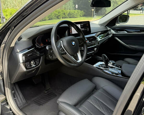 Черный БМВ 5 Серия, объемом двигателя 2 л и пробегом 95 тыс. км за 43500 $, фото 9 на Automoto.ua