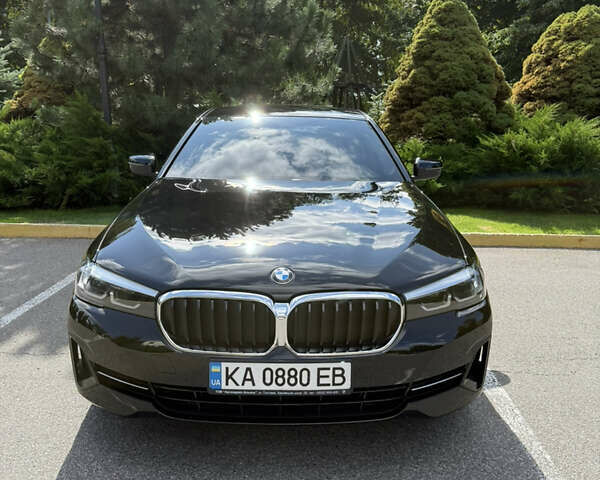 Черный БМВ 5 Серия, объемом двигателя 2 л и пробегом 95 тыс. км за 43500 $, фото 2 на Automoto.ua