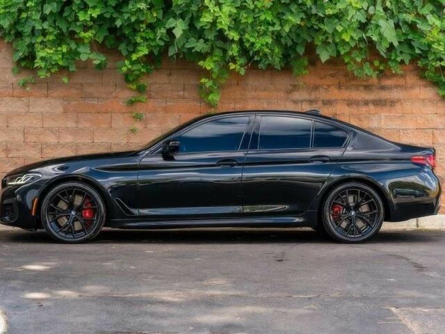 БМВ 5 Серия 2023 в Львове на Automoto.ua Черный БМВ 5 Серия, объемом двигателя 3 л и пробегом 13 тыс. км за 38000 $, фото 3 на Automoto.ua