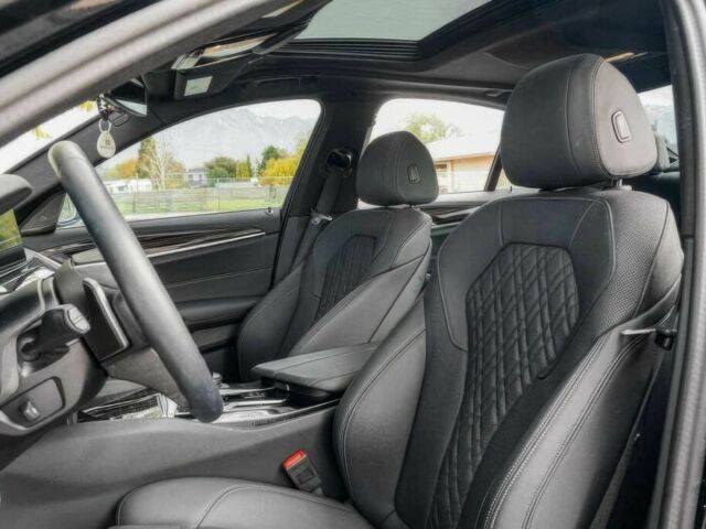 БМВ 5 Серия 2023 в Житомире на Automoto.ua Черный БМВ 5 Серия, объемом двигателя 2 л и пробегом 15 тыс. км за 38000 $, фото 8 на Automoto.ua