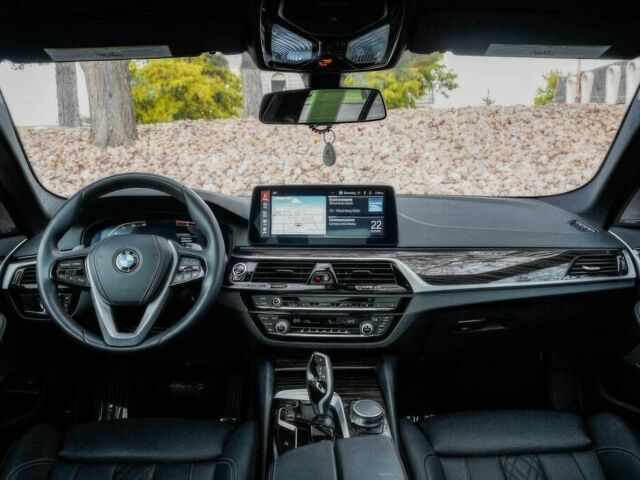 БМВ 5 Серия 2023 в Житомире на Automoto.ua Черный БМВ 5 Серия, объемом двигателя 2 л и пробегом 15 тыс. км за 38000 $, фото 7 на Automoto.ua
