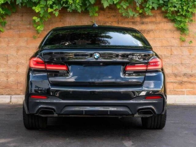 БМВ 5 Серия 2023 в Львове на Automoto.ua Черный БМВ 5 Серия, объемом двигателя 3 л и пробегом 13 тыс. км за 38000 $, фото 5 на Automoto.ua