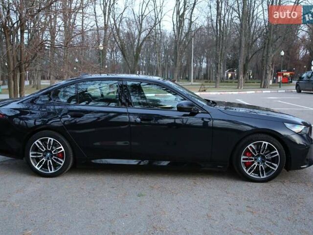 Чорний БМВ 5 Серія, об'ємом двигуна 3 л та пробігом 1 тис. км за 104700 $, фото 3 на Automoto.ua