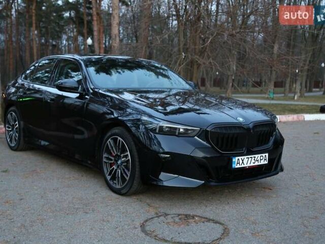 Чорний БМВ 5 Серія, об'ємом двигуна 3 л та пробігом 1 тис. км за 104700 $, фото 2 на Automoto.ua