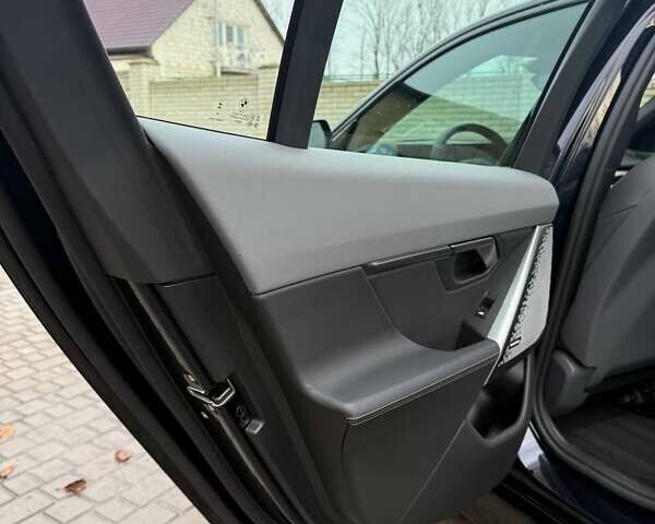 Чорний БМВ 5 Серія, об'ємом двигуна 3 л та пробігом 1 тис. км за 104700 $, фото 49 на Automoto.ua