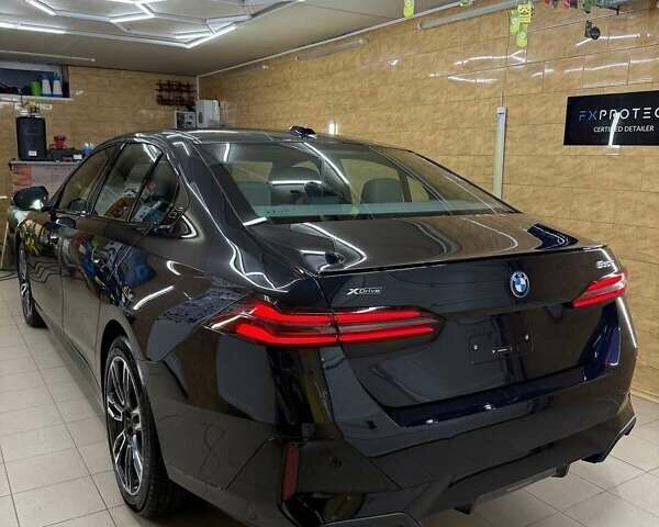 Чорний БМВ 5 Серія, об'ємом двигуна 3 л та пробігом 1 тис. км за 104700 $, фото 12 на Automoto.ua