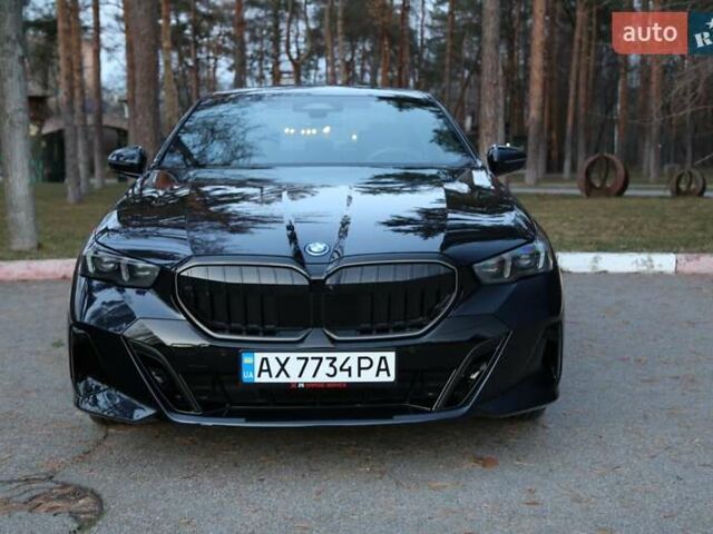 Чорний БМВ 5 Серія, об'ємом двигуна 3 л та пробігом 1 тис. км за 104700 $, фото 1 на Automoto.ua