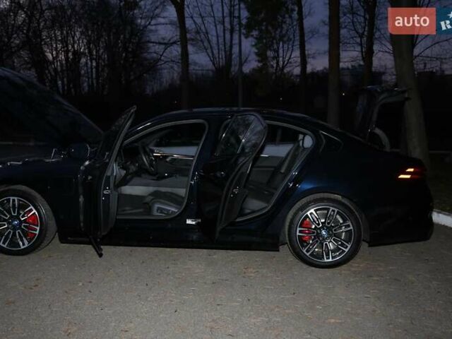 Чорний БМВ 5 Серія, об'ємом двигуна 3 л та пробігом 1 тис. км за 104700 $, фото 18 на Automoto.ua