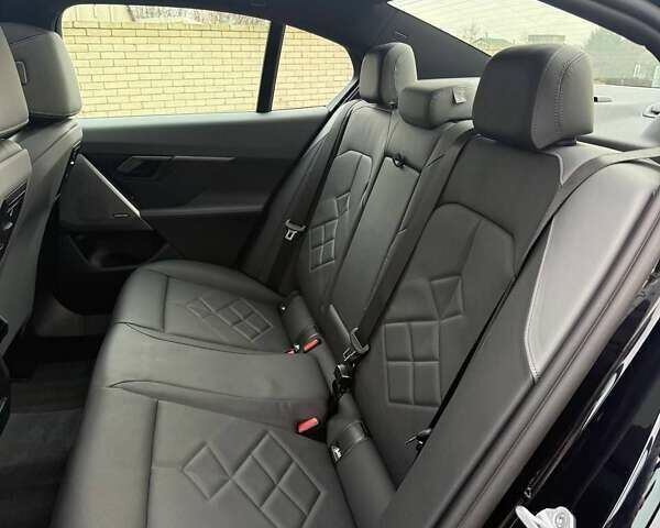 Чорний БМВ 5 Серія, об'ємом двигуна 3 л та пробігом 1 тис. км за 104700 $, фото 43 на Automoto.ua