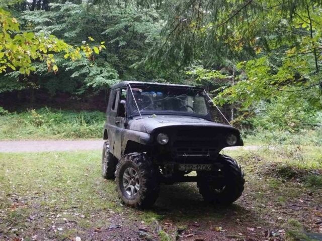 Черный БМВ 5 Серия, объемом двигателя 0 л и пробегом 120 тыс. км за 2300 $, фото 1 на Automoto.ua