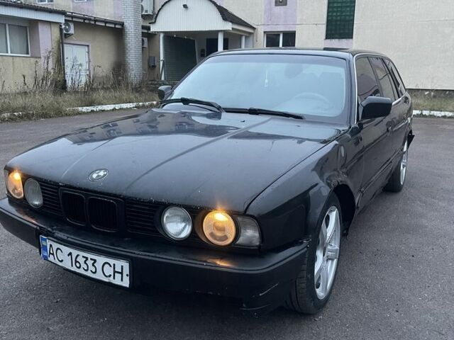 Чорний БМВ 5 Серія, об'ємом двигуна 2.5 л та пробігом 400 тис. км за 1999 $, фото 1 на Automoto.ua