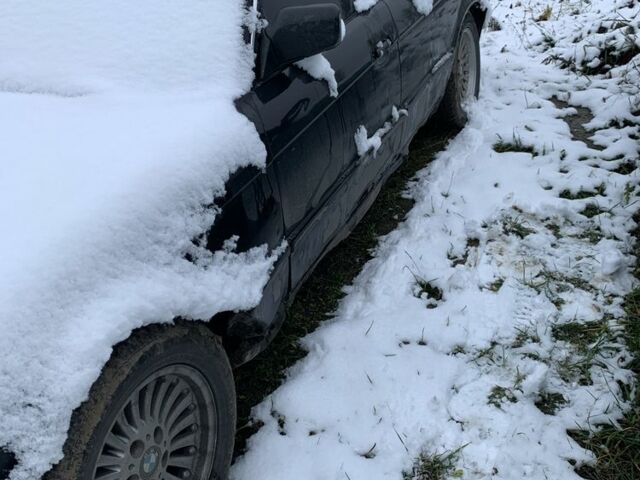 Чорний БМВ 5 Серія, об'ємом двигуна 2.5 л та пробігом 200 тис. км за 945 $, фото 6 на Automoto.ua