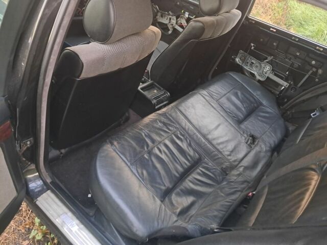 Чорний БМВ 5 Серія, об'ємом двигуна 2.5 л та пробігом 250 тис. км за 1550 $, фото 3 на Automoto.ua