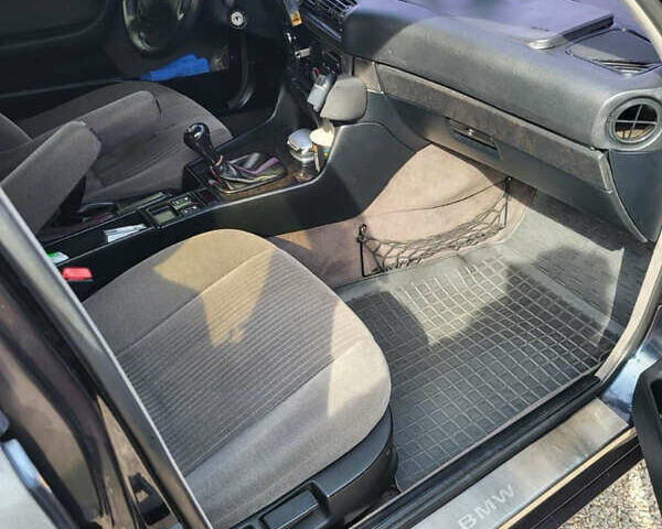 Черный БМВ 5 Серия, объемом двигателя 1.99 л и пробегом 415 тыс. км за 4500 $, фото 7 на Automoto.ua