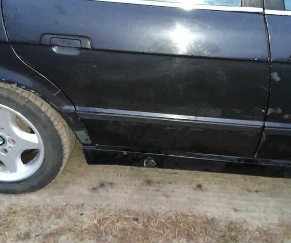 Чорний БМВ 5 Серія, об'ємом двигуна 0 л та пробігом 450 тис. км за 2500 $, фото 15 на Automoto.ua