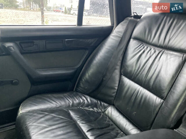 Черный БМВ 5 Серия, объемом двигателя 2.5 л и пробегом 300 тыс. км за 2300 $, фото 7 на Automoto.ua