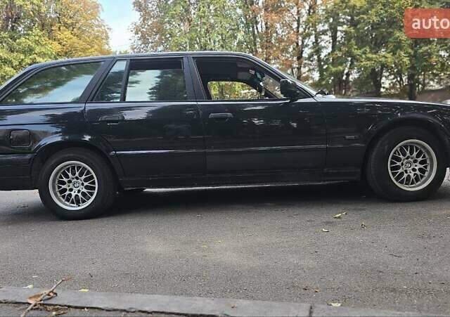 Черный БМВ 5 Серия, объемом двигателя 2.5 л и пробегом 410 тыс. км за 4999 $, фото 32 на Automoto.ua