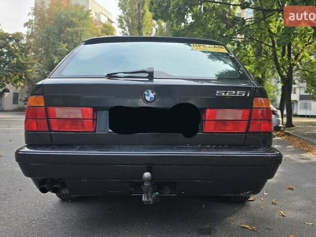 Черный БМВ 5 Серия, объемом двигателя 0 л и пробегом 410 тыс. км за 4999 $, фото 8 на Automoto.ua