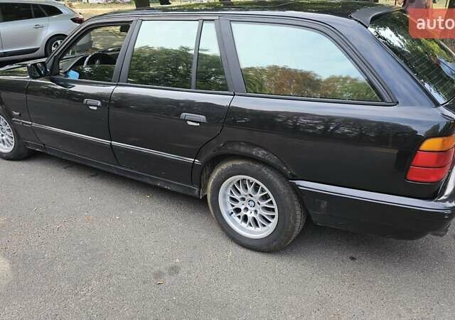 Чорний БМВ 5 Серія, об'ємом двигуна 2.5 л та пробігом 405 тис. км за 4850 $, фото 39 на Automoto.ua