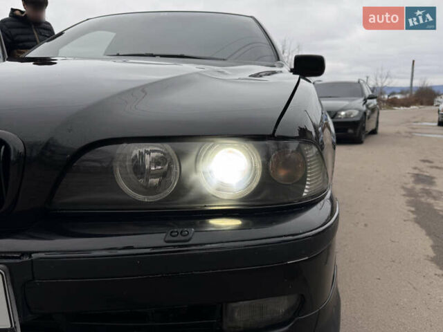 Черный БМВ 5 Серия, объемом двигателя 2.5 л и пробегом 187 тыс. км за 2999 $, фото 1 на Automoto.ua