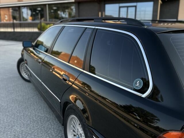 Черный БМВ 5 Серия, объемом двигателя 2 л и пробегом 300 тыс. км за 3299 $, фото 22 на Automoto.ua