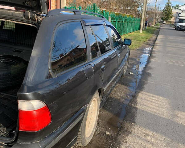 Черный БМВ 5 Серия, объемом двигателя 1.99 л и пробегом 369 тыс. км за 3150 $, фото 5 на Automoto.ua